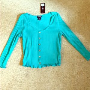 Green Long sleeve Button Detail Top NWT L